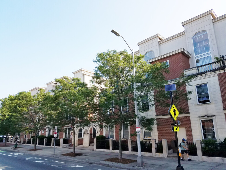 Building Photo - 2440 Massachusetts Ave