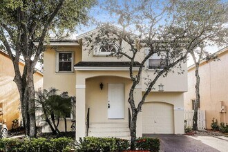 Building Photo - 848 NW 98th Ave