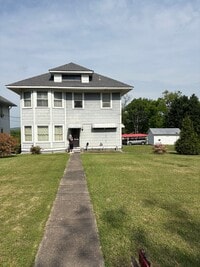 Building Photo - 8106 9th Ave S