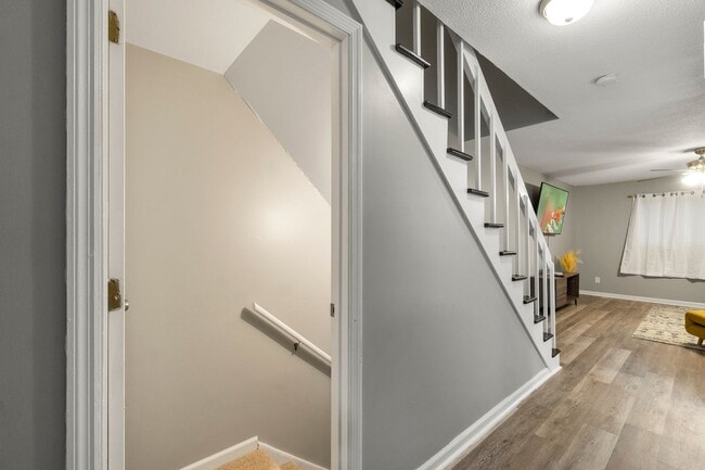Building Photo - 1207 Timbers Ln
