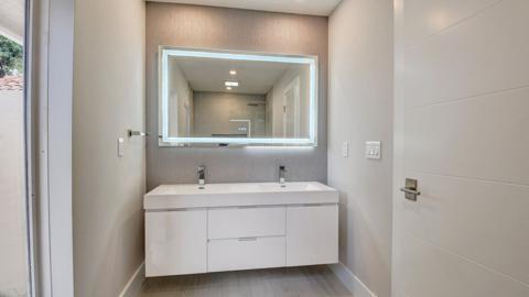 Building Photo - 6813 Viento Way