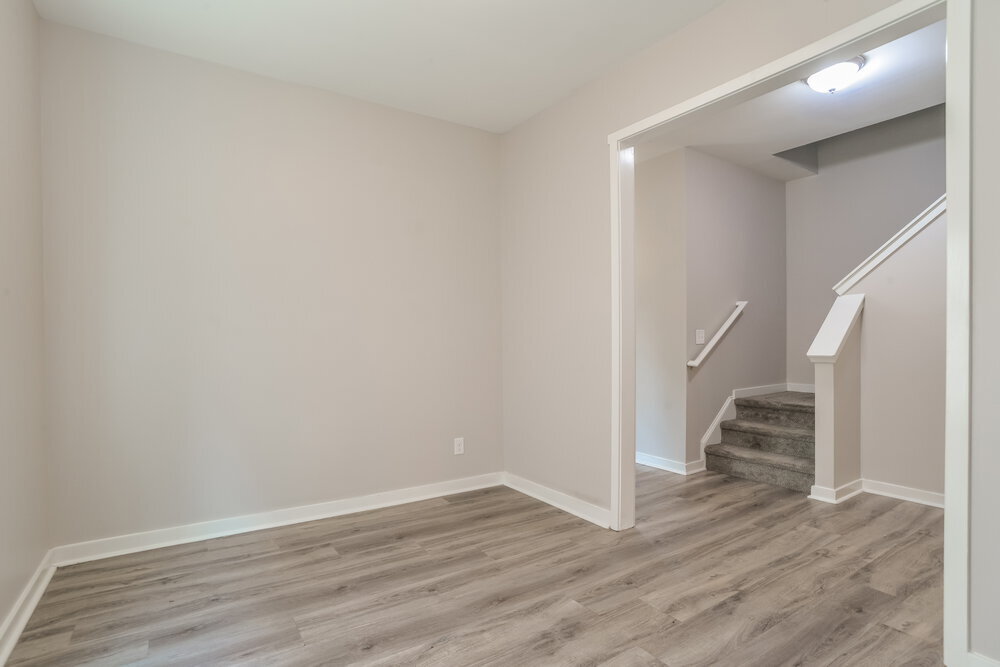 Building Photo - 1048 Joselynn Drive