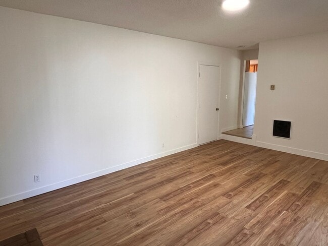 Building Photo - Snag This Rare Gem! 3 Bed, 2 Bath Ranch on a Large Lot