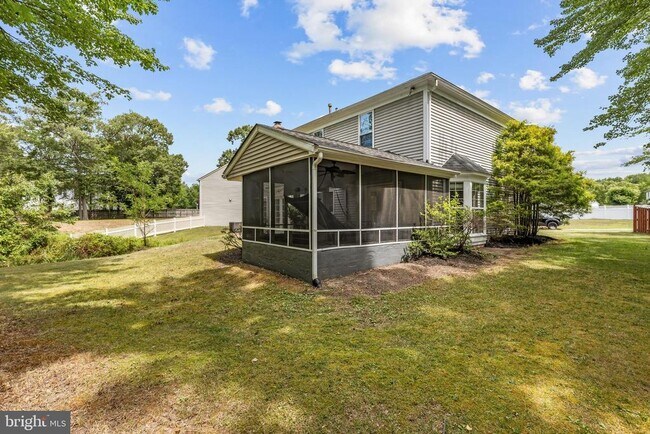 Building Photo - 2985 Marsh Hawk Dr