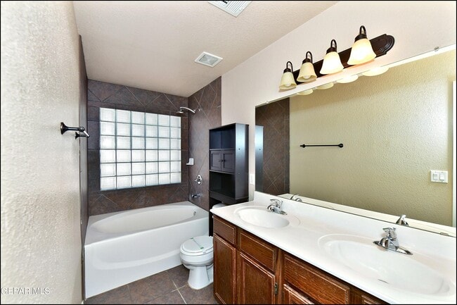 Building Photo - 12976 Enrique Gomez Dr