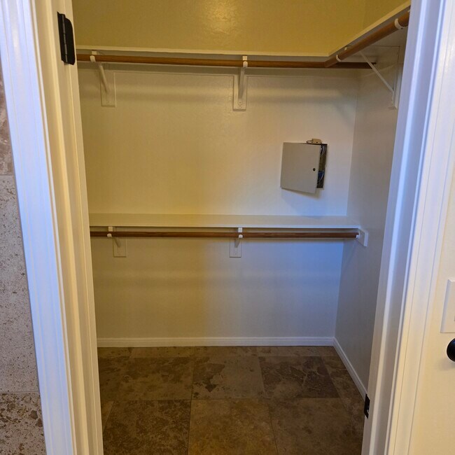 Building Photo - 12008 Sandy River Ct