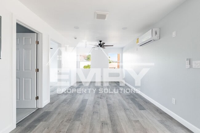 Building Photo - 5228 Repetto Ave