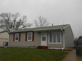 Building Photo - 1821 Welshire Dr