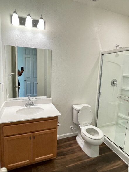 Building Photo - 674 Montelena Ct