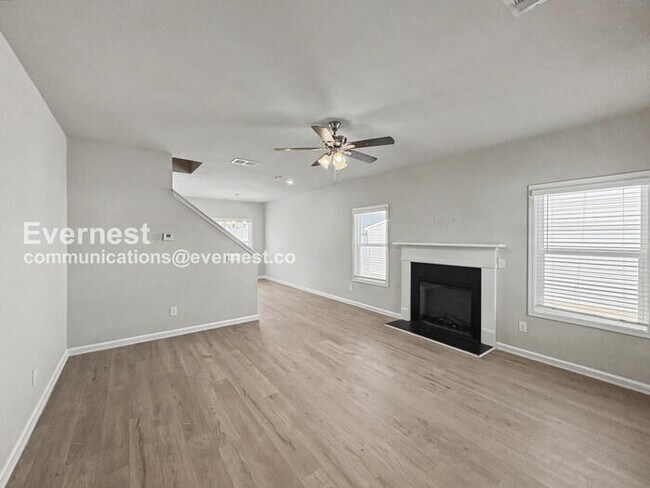 Building Photo - 322 Bertha Honey Stewart Dr