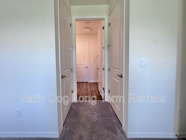 Building Photo - 2697 Kinsale Ln