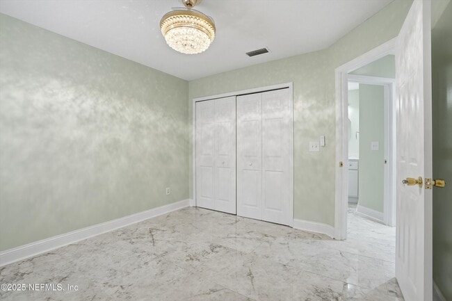 Building Photo - 2810 Sweetholly Dr