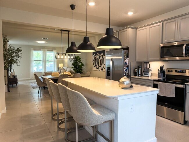 Building Photo - 5640 Pineland Run