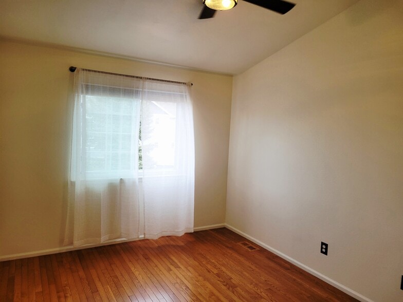 bedroom - 19238 E Gunnison Cir
