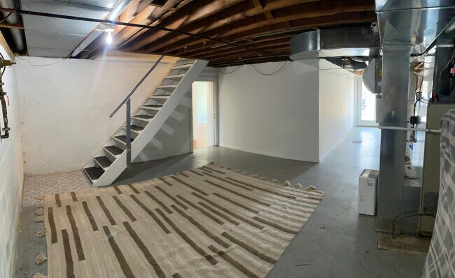 Building Photo - 9645 Loveland Madeira Rd