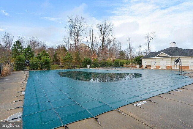Building Photo - 8930 Milford Haven Ct
