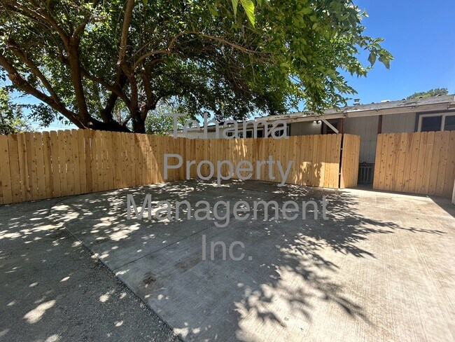 Building Photo - Los Molinos Studio with Mini Split Air Con...