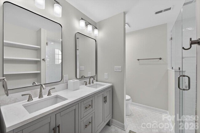 Building Photo - 3920 Haven Dr