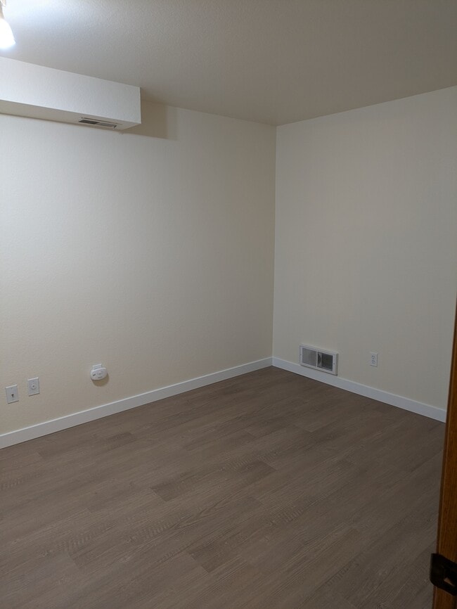 Building Photo - 29 Etruria St