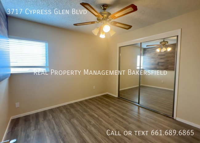 Building Photo - 3717 Cypress Glen Blvd