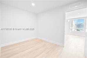 Building Photo - 2535 NE 193rd St