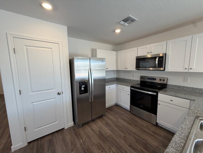Building Photo - 1473 Jaycie Dr
