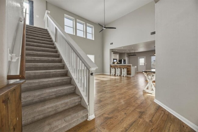 Building Photo - 125 Exeter Cove