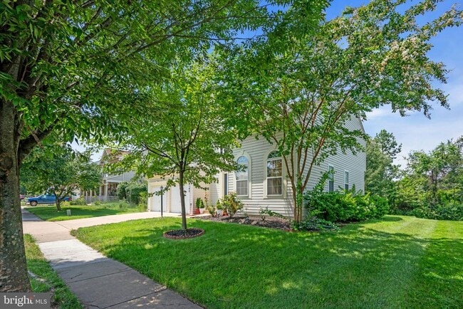 Building Photo - 8142 Tenbrook Dr