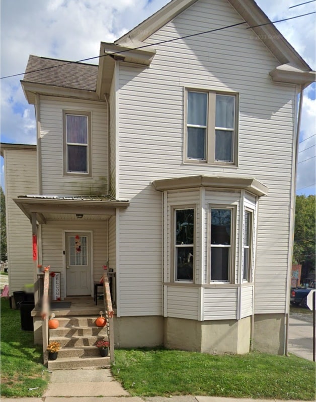 Building Photo - 216 S Wade Ave