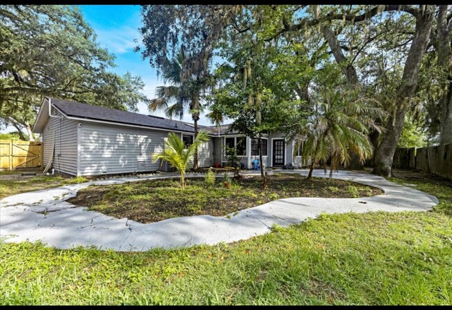 Building Photo - 4157 Autrey Ave E