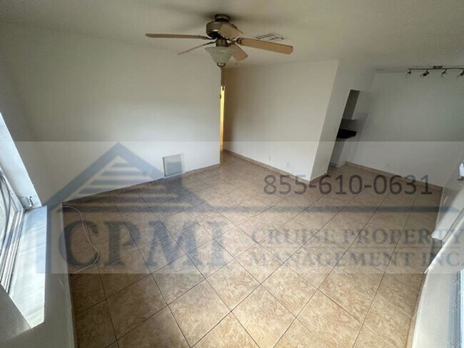 Interior Photo - 100 SW 10th St Ft. Lauderdale, FL 33315