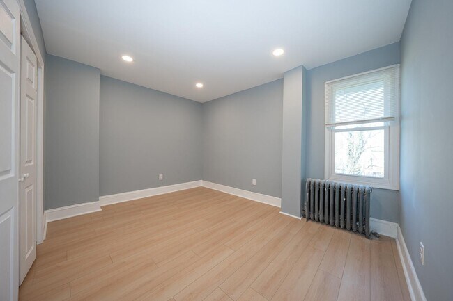 Building Photo - 732 Buck Ln