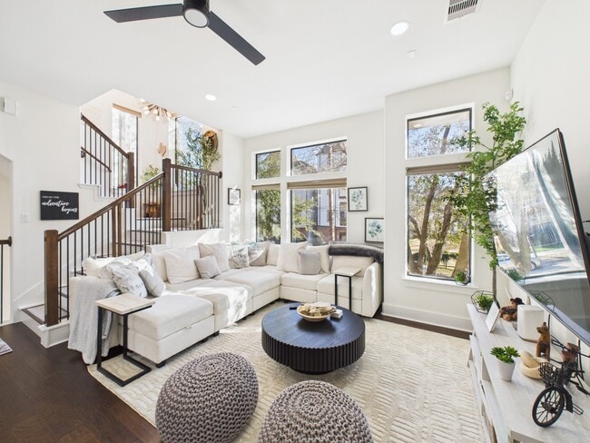 Building Photo - 1404 Spring St