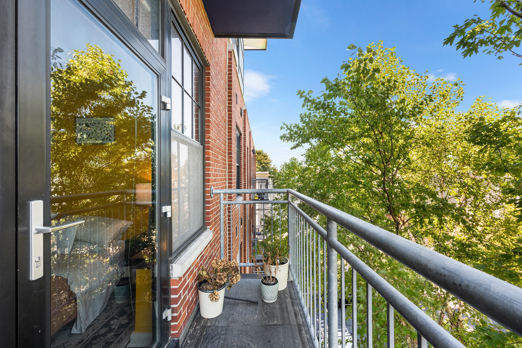 Building Photo - 944 Dorchester Ave