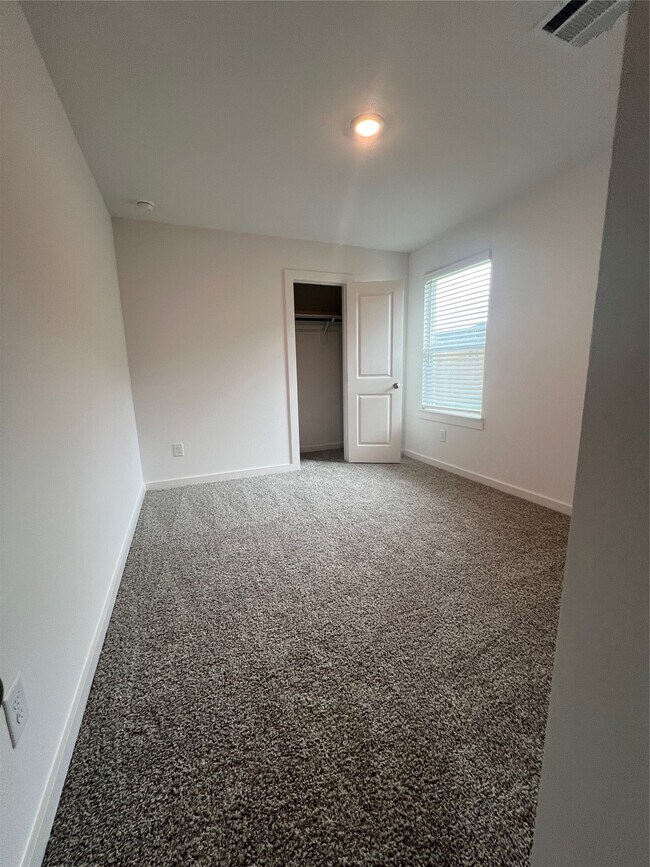 Building Photo - 6324 Ambrose Peak Ln