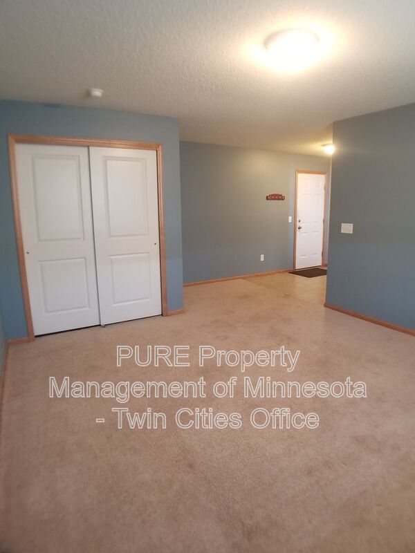 Building Photo - 5092 French Dr N