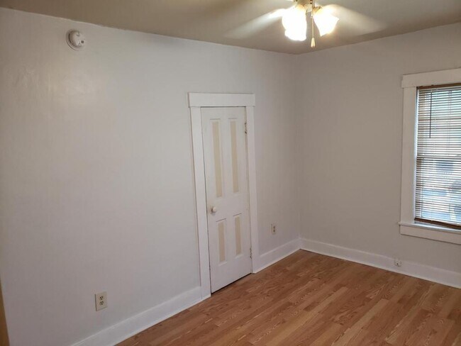 Building Photo - 1202 Jackson Ave