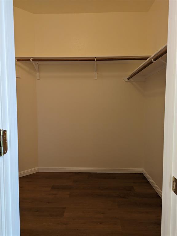Building Photo - 4717 Lake Champlain Ln