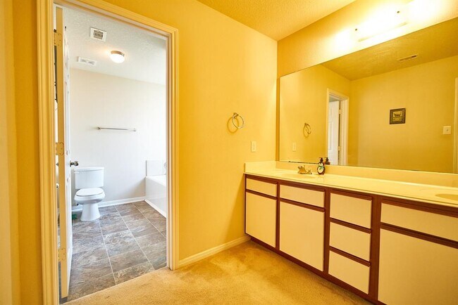 Building Photo - 3019 Zephyr Glen Way