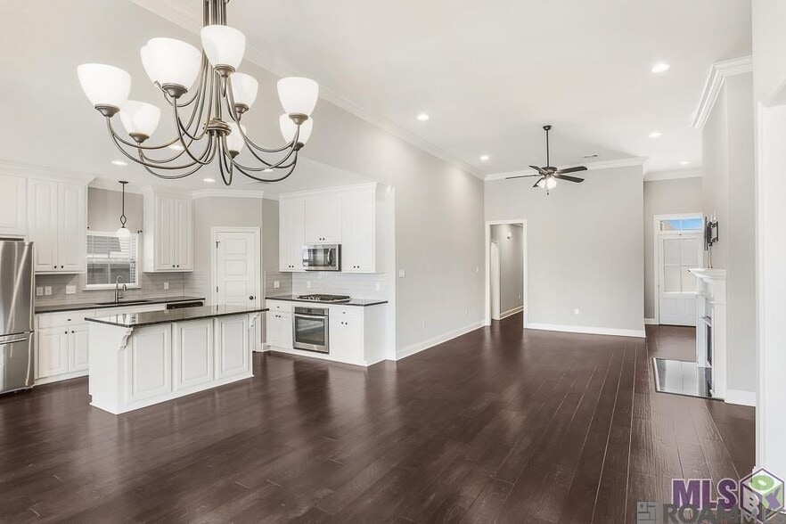 Building Photo - 39307 Copperwood Ave
