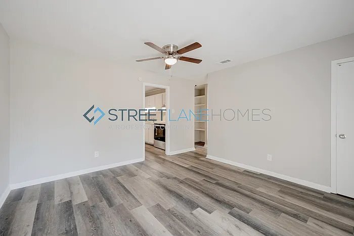 Building Photo - 3601 Dunhill Dr