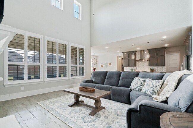 Building Photo - 8119 Messina Mount Dr