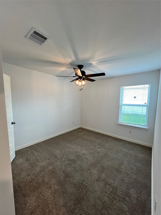 Building Photo - 1607 Barrows Ln