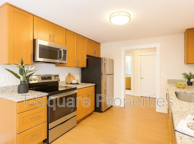 Primary Photo - 325 5th Ave S