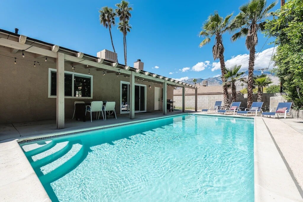 Pool - 3760 E Calle San Antonio