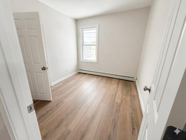 Building Photo - Shippee