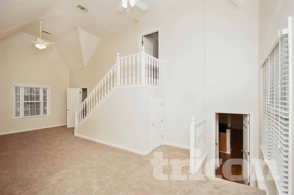 Building Photo - 2678 Douglas Ln