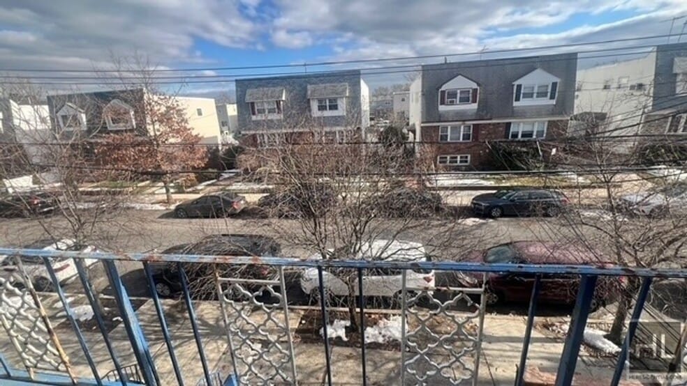 Building Photo - 10563 Flatlands 4th St