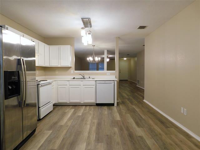 Building Photo - 8105 Winding Stream Ln