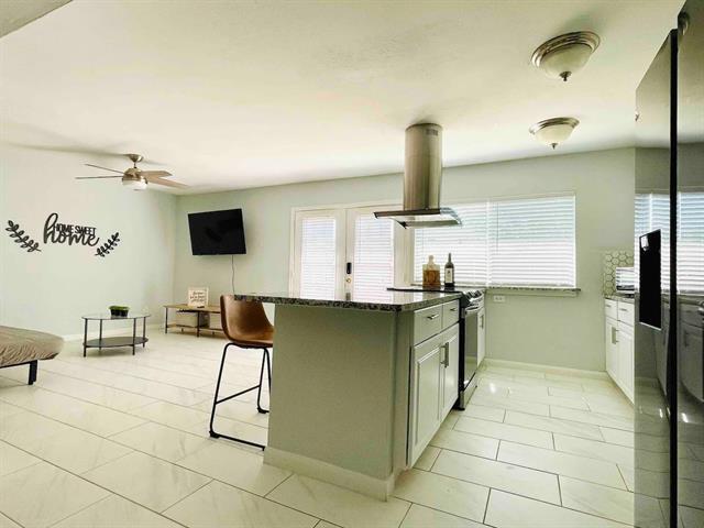 Building Photo - 4821 Hamilton Ct